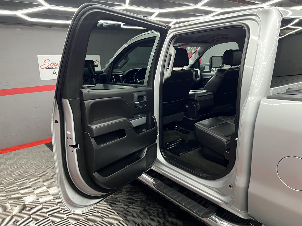 Chevrolet Silverado 2500HD  2018