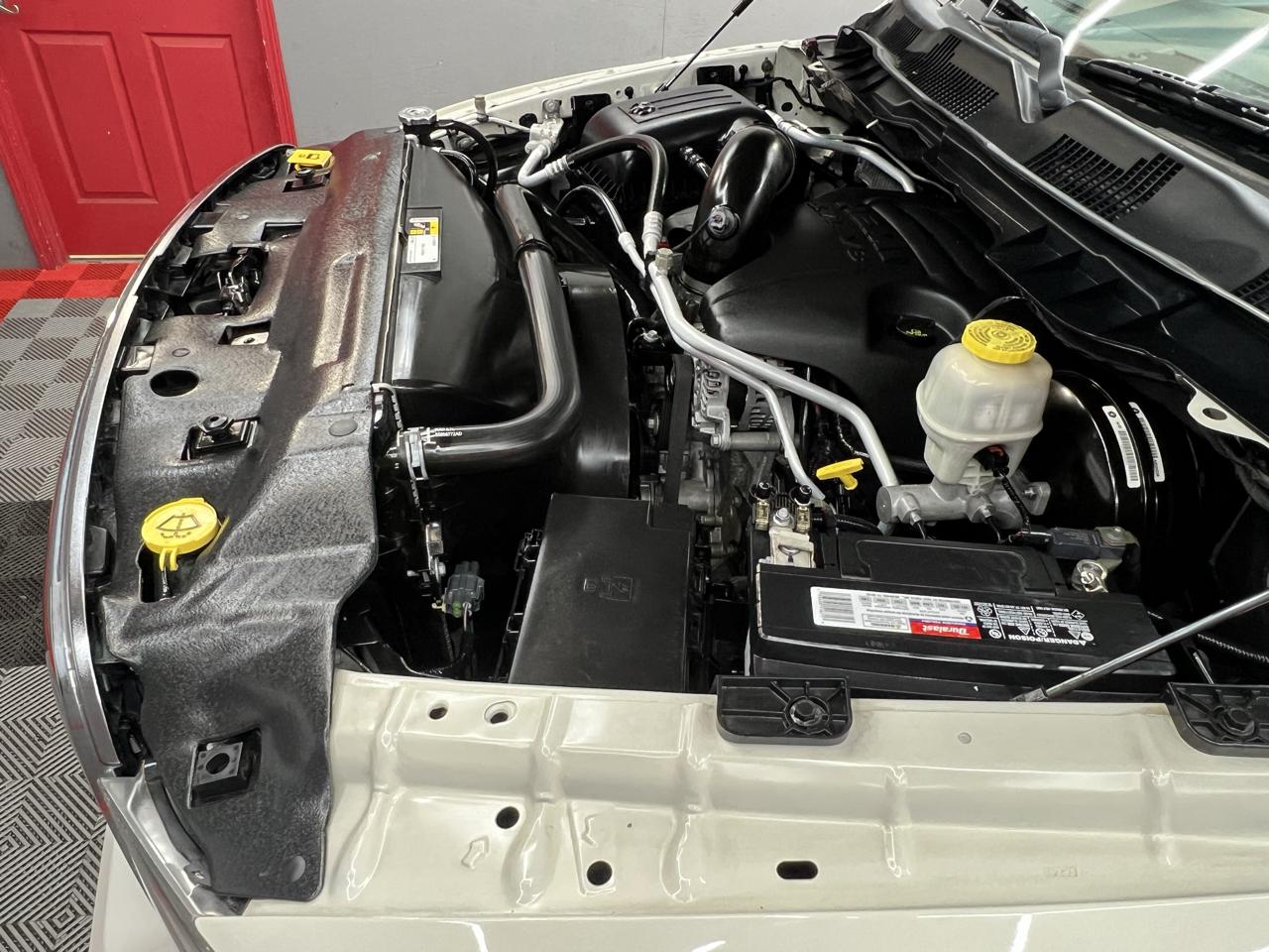 RAM 1500 Laramie Crew Cab SWB 4WD 2017