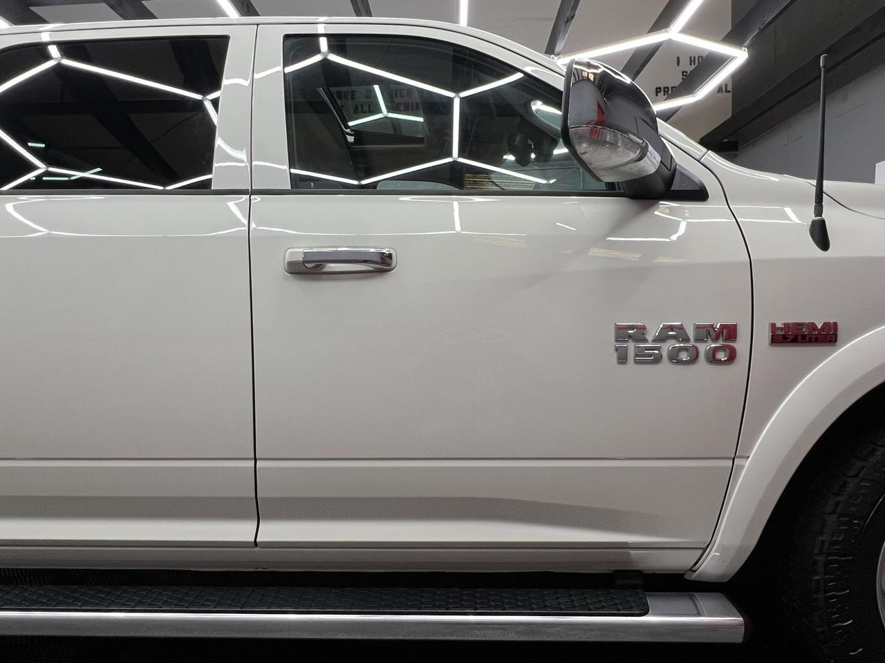 RAM 1500 Laramie Crew Cab SWB 4WD 2017