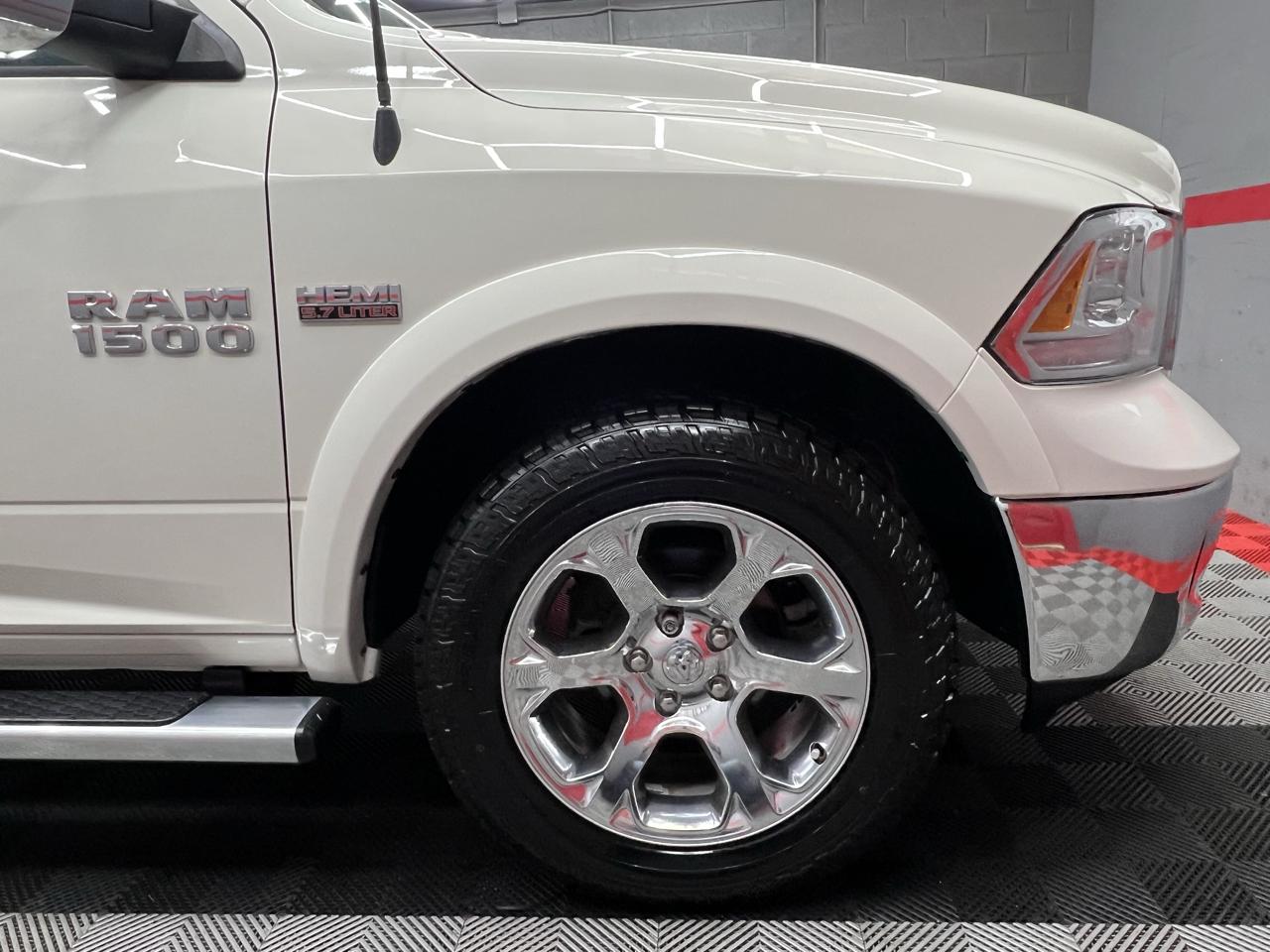 RAM 1500 Laramie Crew Cab SWB 4WD 2017