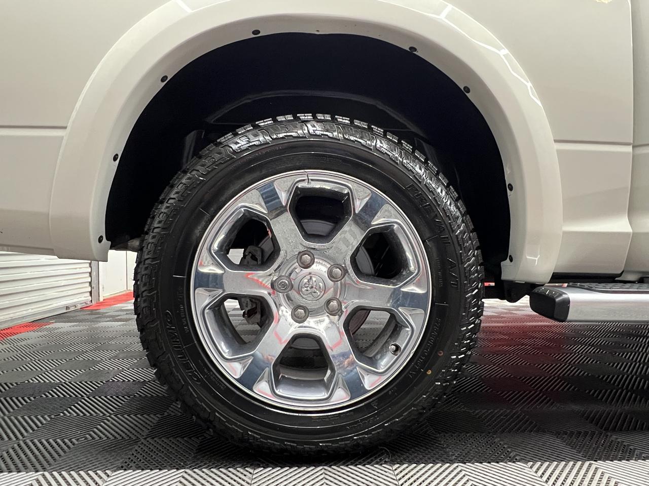 RAM 1500 Laramie Crew Cab SWB 4WD 2017