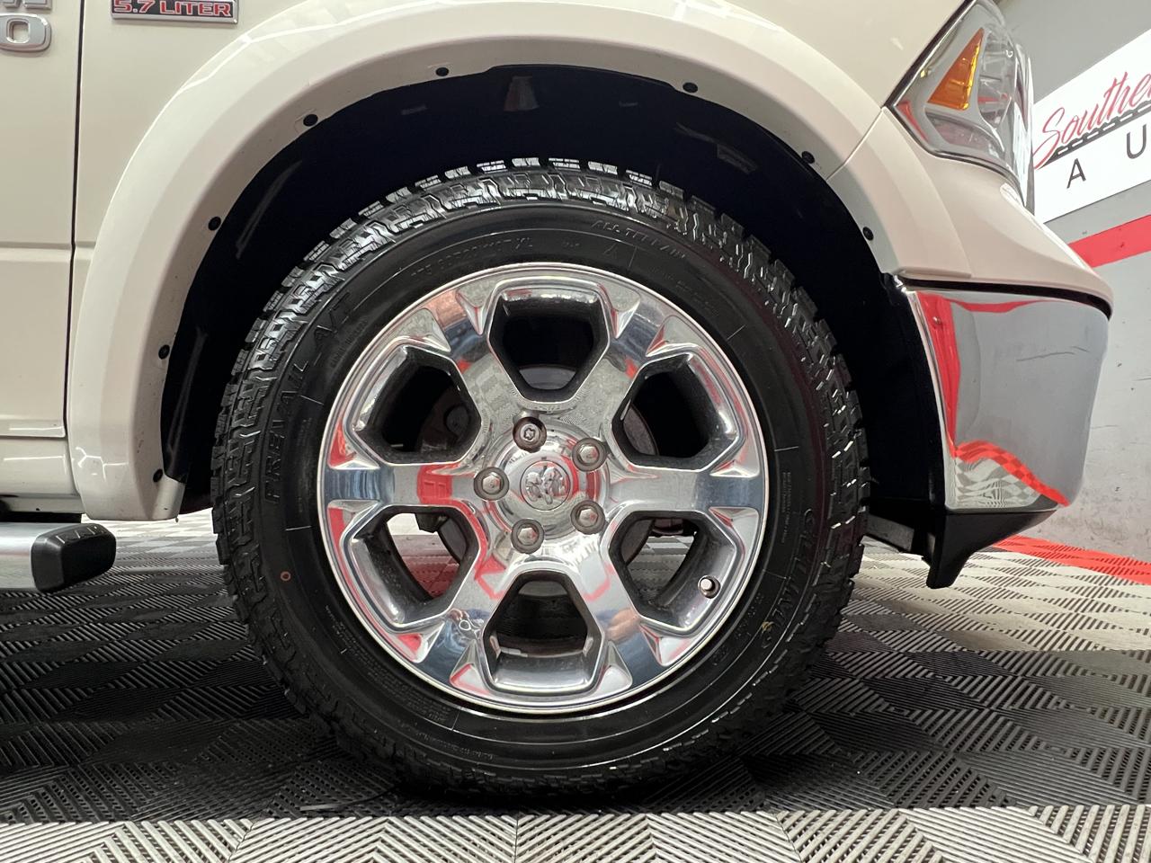 RAM 1500 Laramie Crew Cab SWB 4WD 2017
