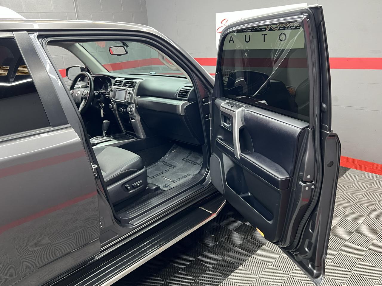 Toyota 4Runner SR5 Premium 2017