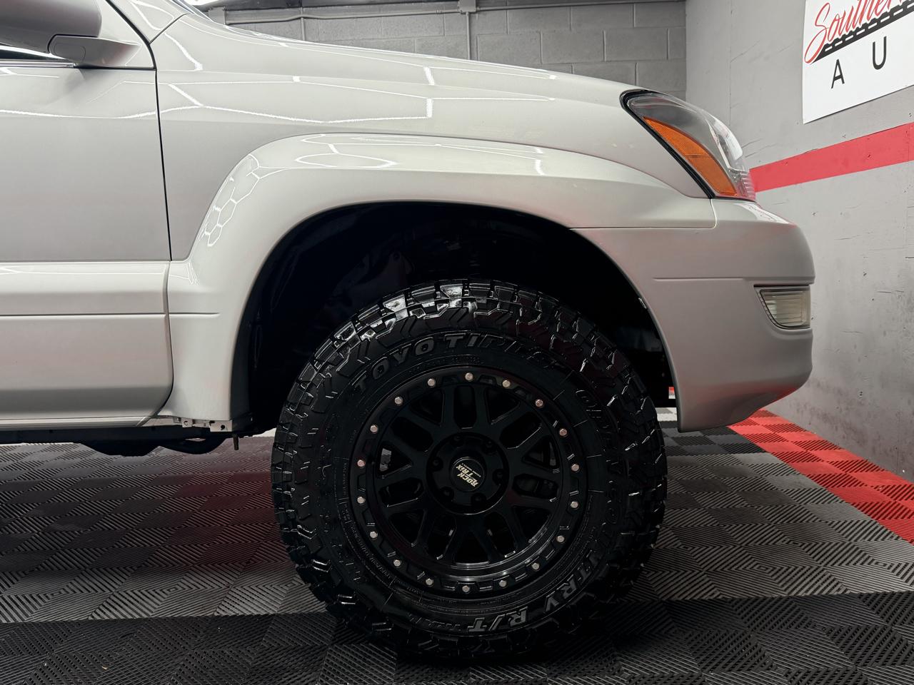 Lexus GX 470 Sport Utility 2005