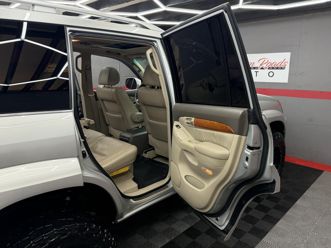 Lexus GX 470 Sport Utility 2005