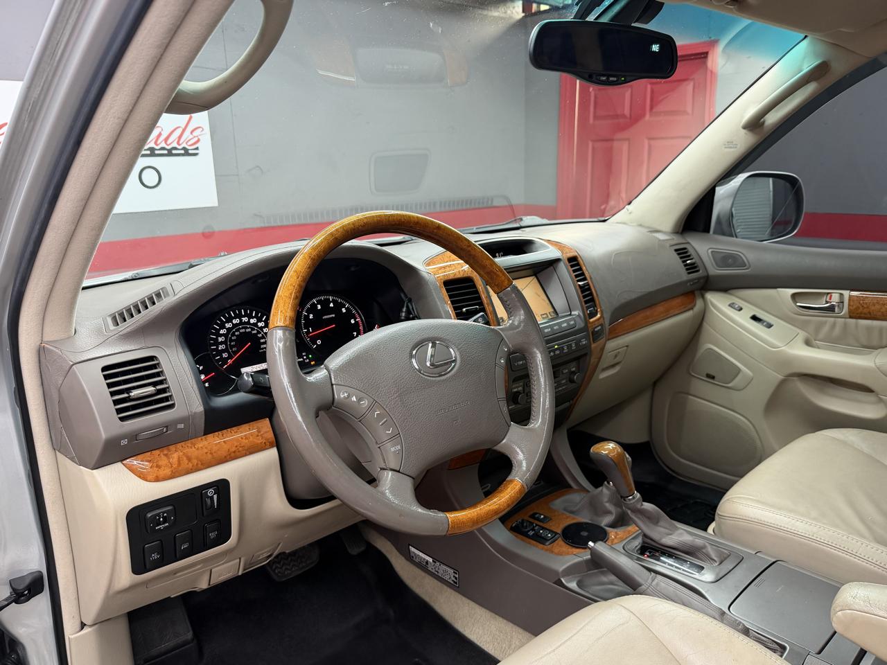 Lexus GX 470 Sport Utility 2005
