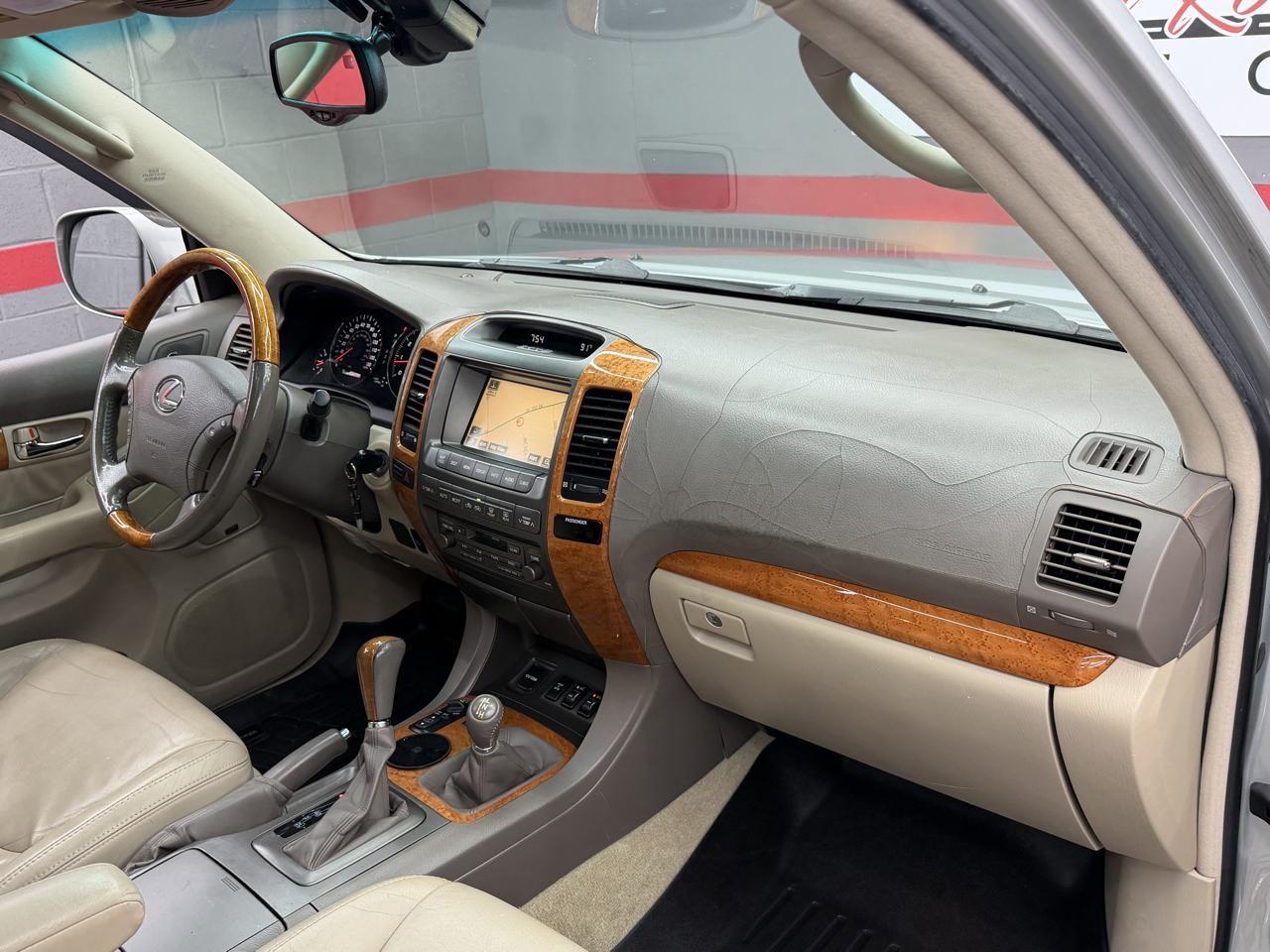 Lexus GX 470 Sport Utility 2005