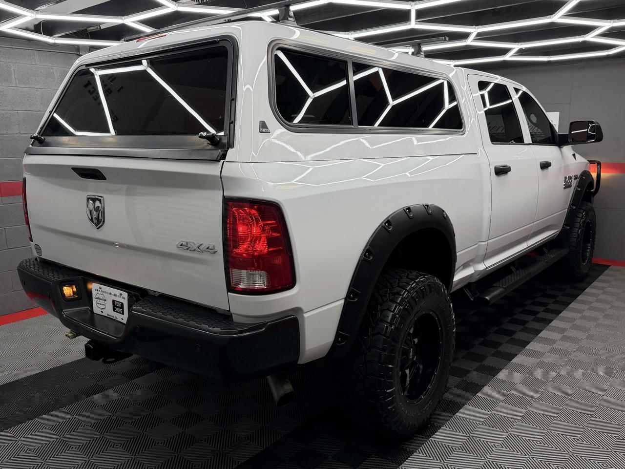 RAM 2500 Tradesman Crew Cab SWB 4WD 2017