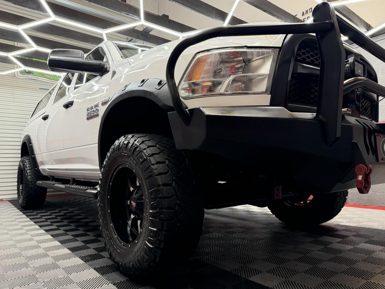 RAM 2500 Tradesman Crew Cab SWB 4WD 2017