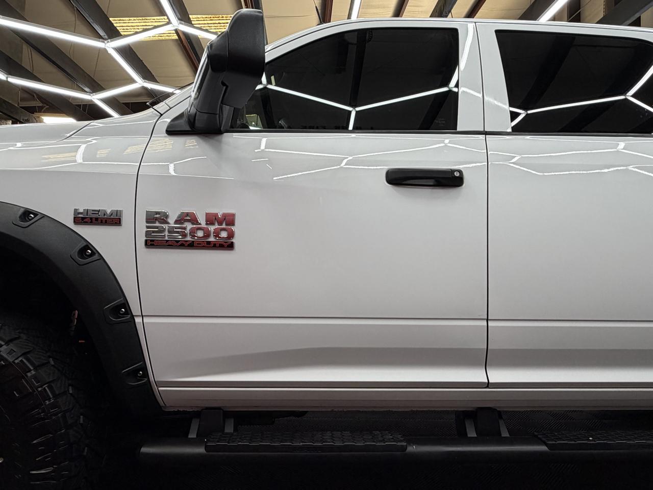 RAM 2500 Tradesman Crew Cab SWB 4WD 2017