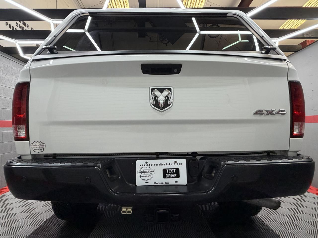 RAM 2500 Tradesman Crew Cab SWB 4WD 2017