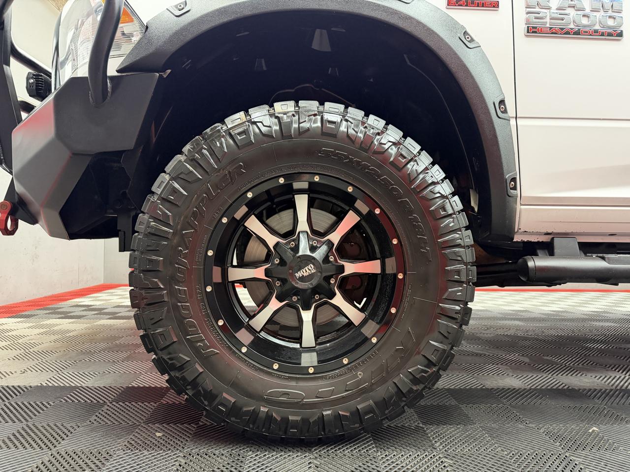 RAM 2500 Tradesman Crew Cab SWB 4WD 2017