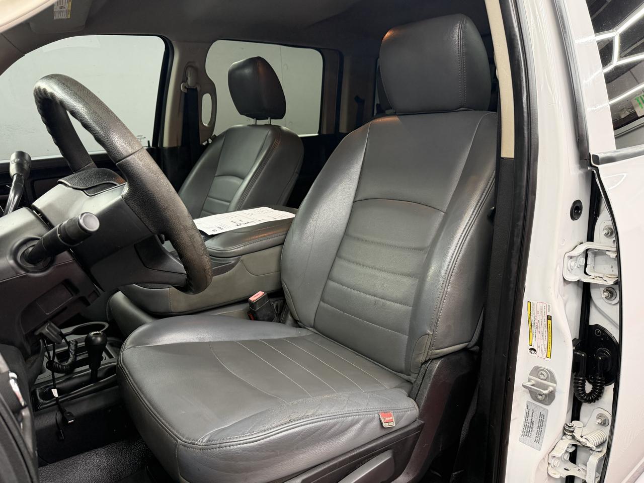 RAM 2500 Tradesman Crew Cab SWB 4WD 2017