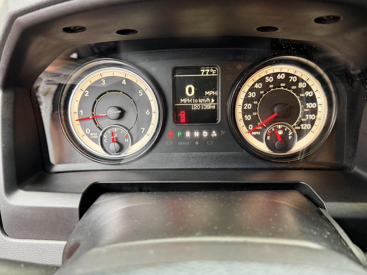 RAM 2500 Tradesman Crew Cab SWB 4WD 2017