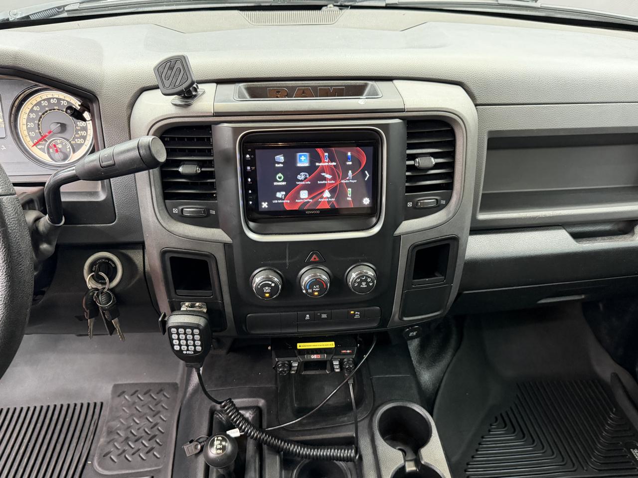 RAM 2500 Tradesman Crew Cab SWB 4WD 2017