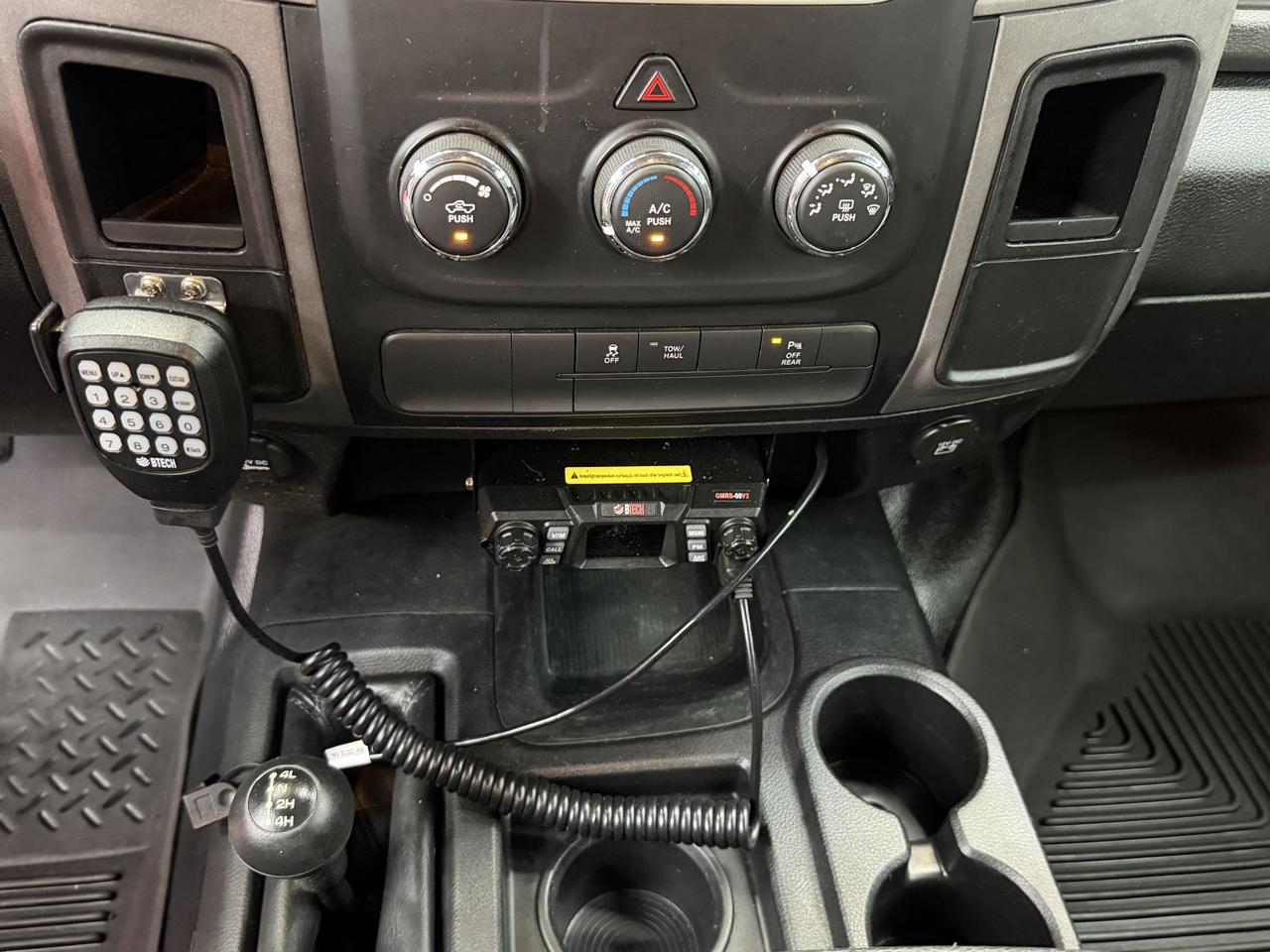 RAM 2500 Tradesman Crew Cab SWB 4WD 2017