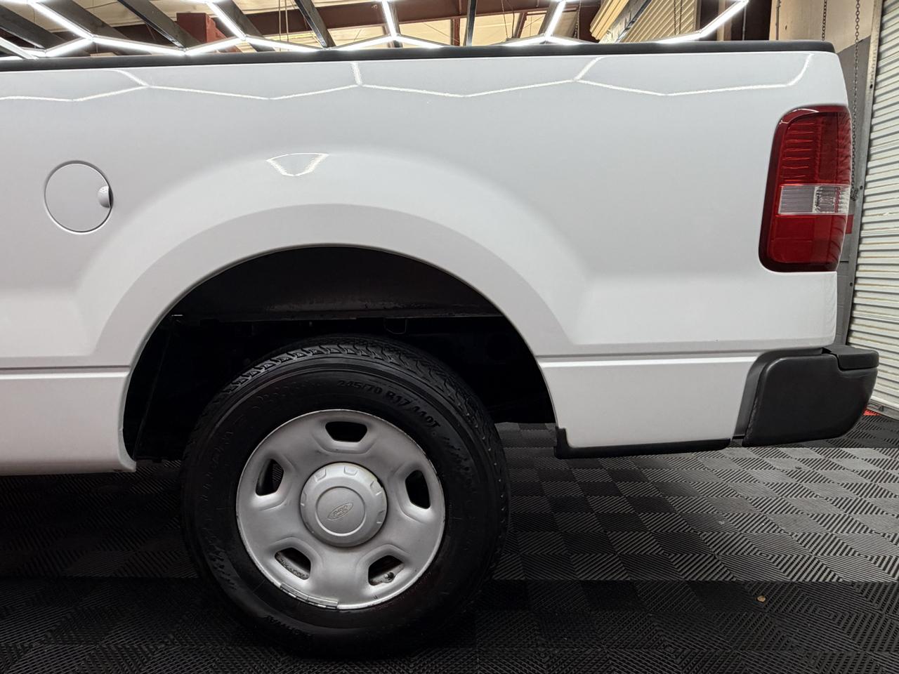 Ford F-150 XL Long Box 2WD 2007