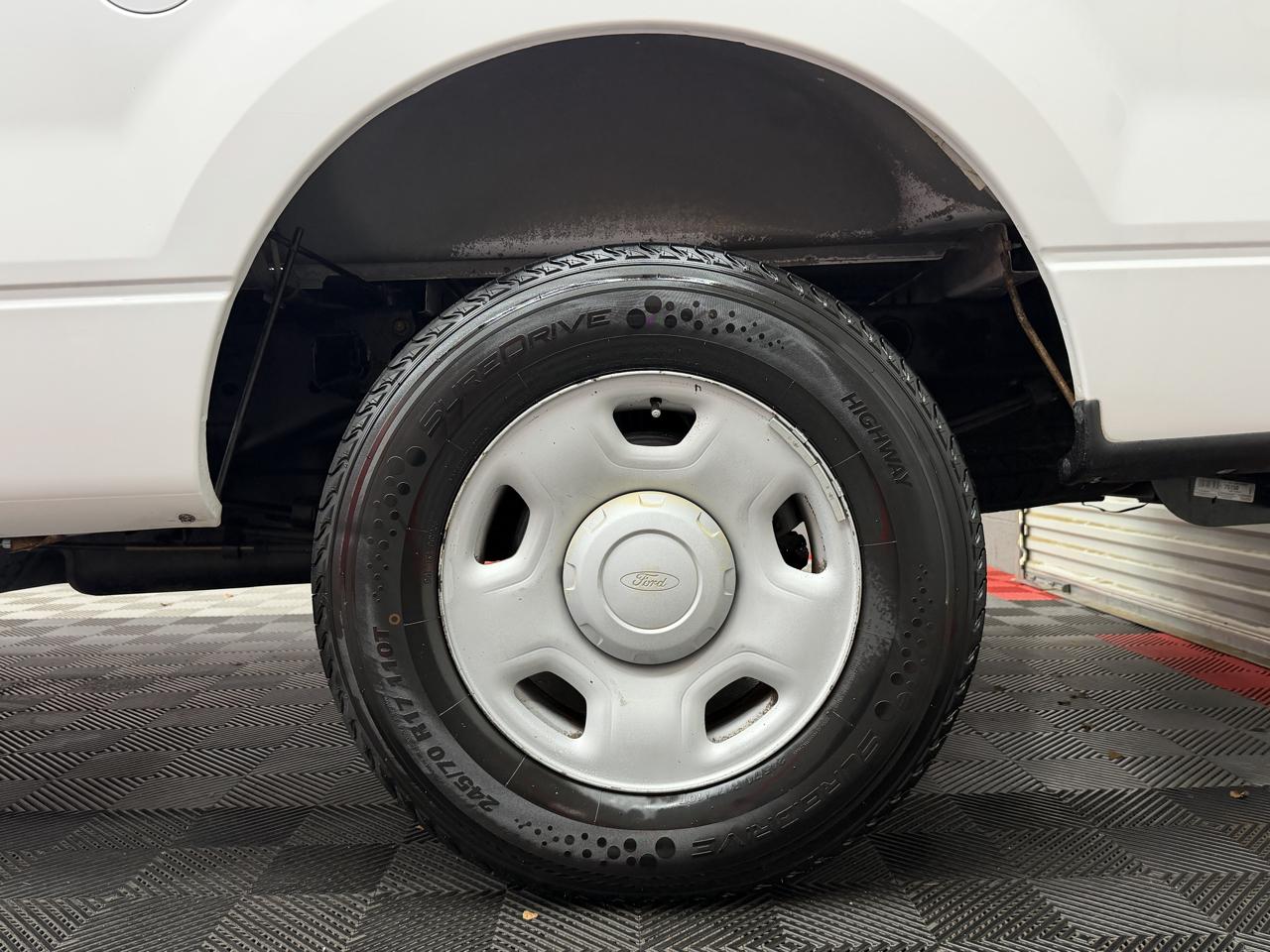 Ford F-150 XL Long Box 2WD 2007
