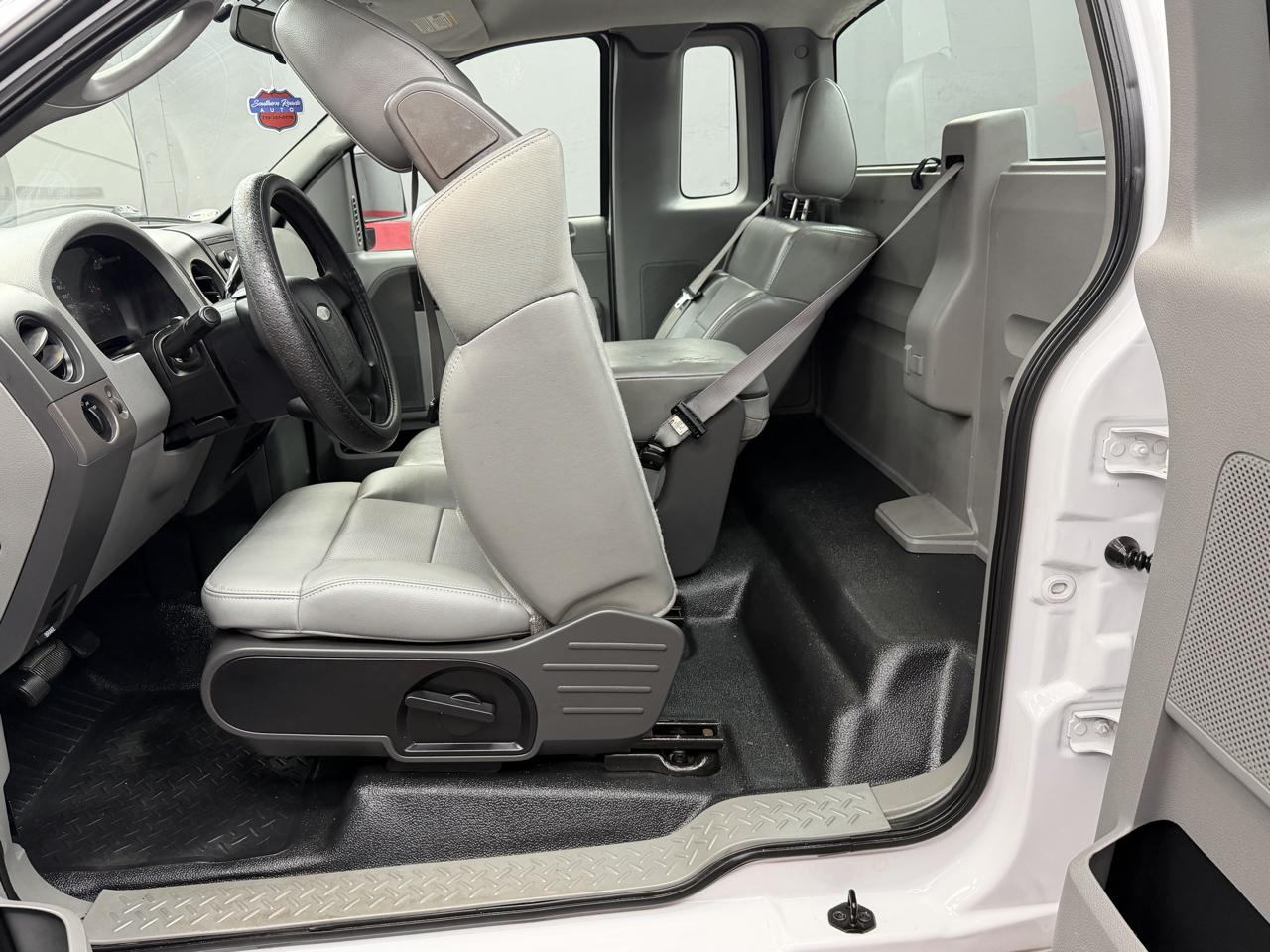 Ford F-150 XL Long Box 2WD 2007