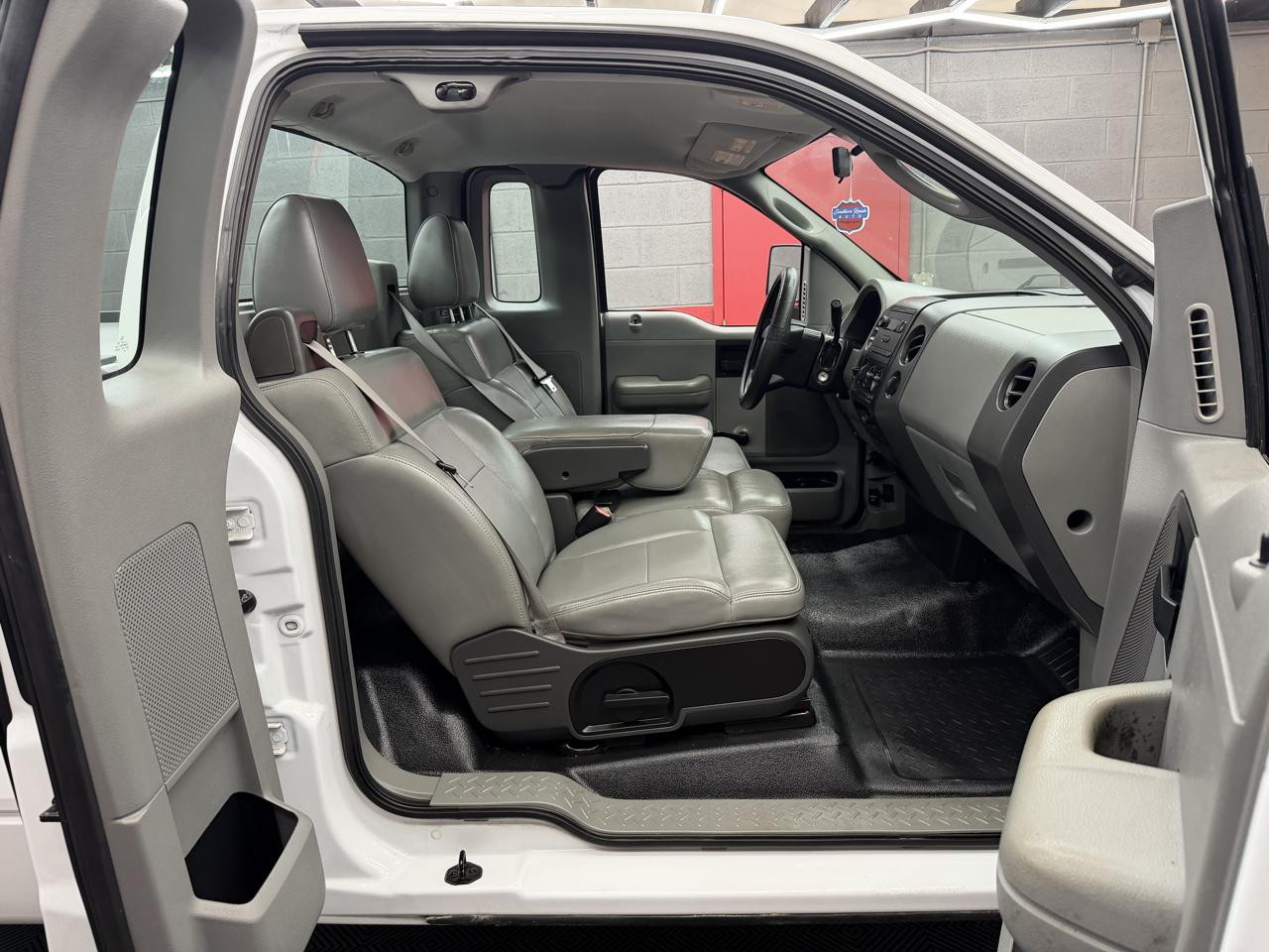 Ford F-150 XL Long Box 2WD 2007