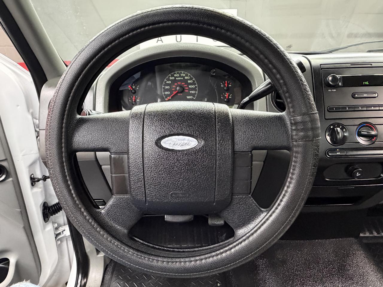 Ford F-150 XL Long Box 2WD 2007