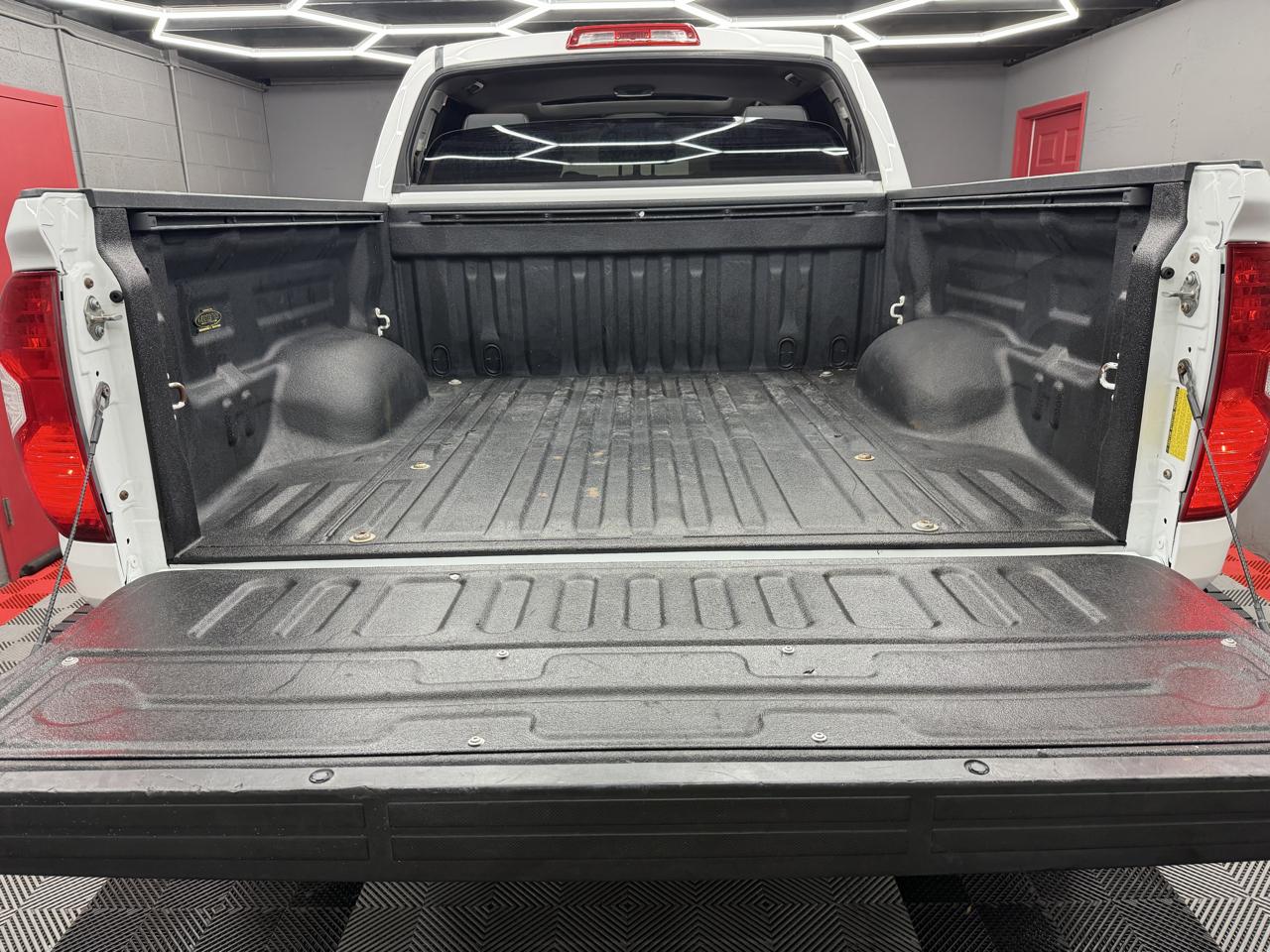 Toyota Tundra TRD Pro Crew Max 4WD 5.7L V8 2019