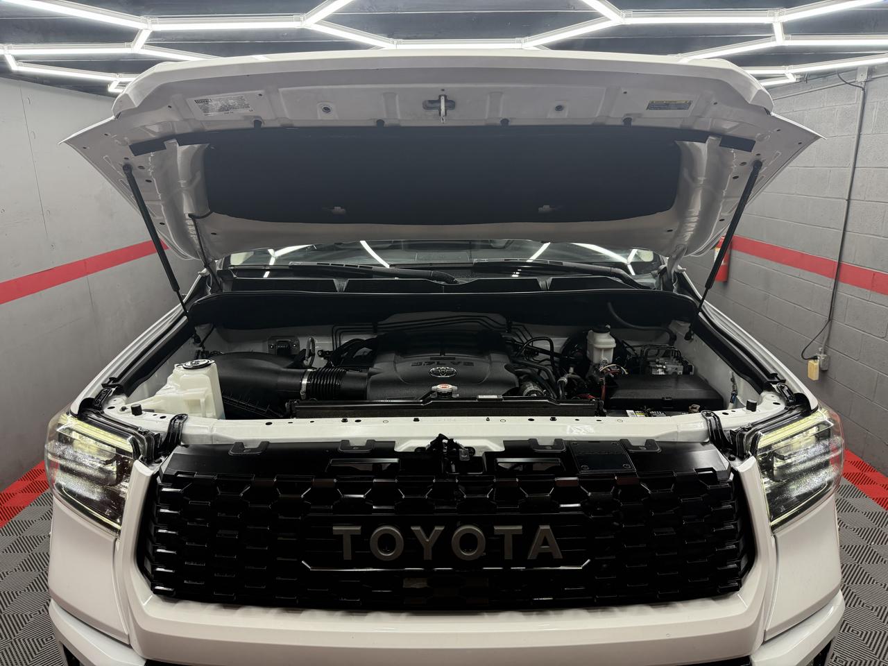 Toyota Tundra TRD Pro Crew Max 4WD 5.7L V8 2019