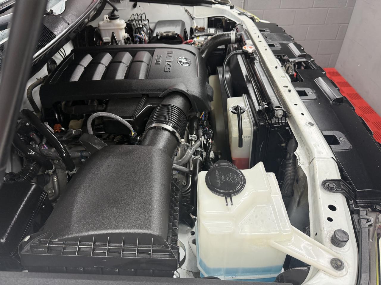 Toyota Tundra TRD Pro Crew Max 4WD 5.7L V8 2019