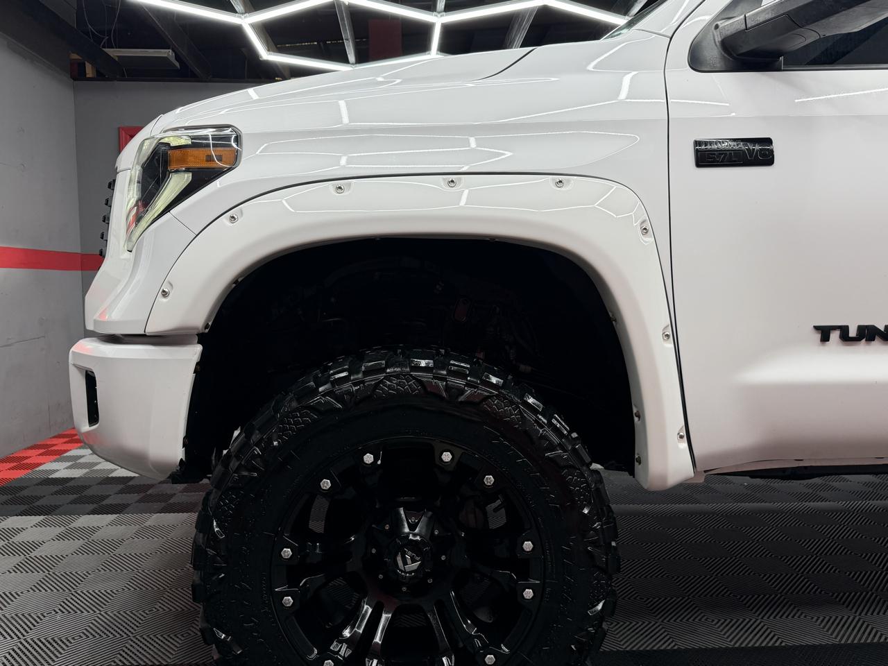 Toyota Tundra TRD Pro Crew Max 4WD 5.7L V8 2019