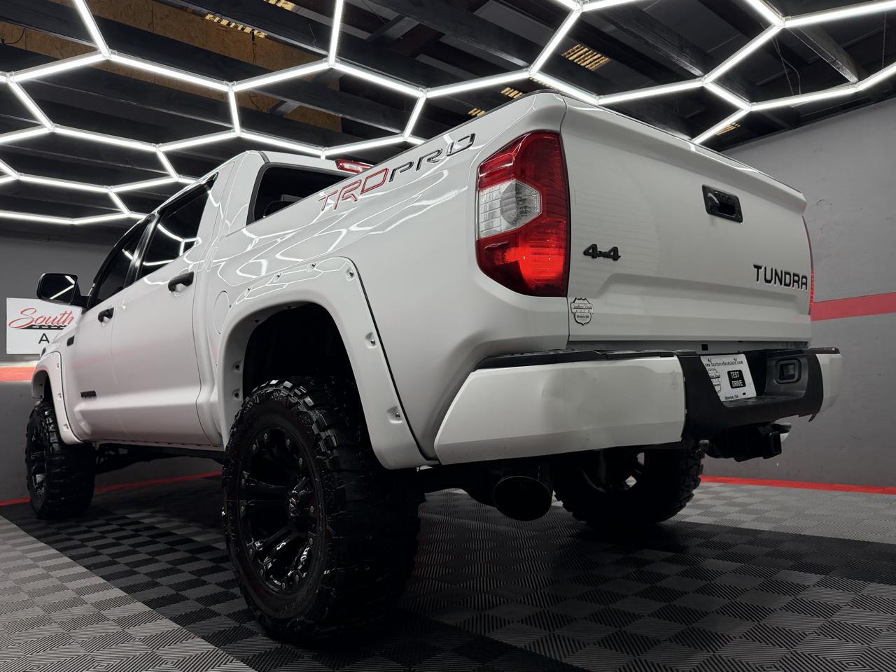 Toyota Tundra TRD Pro Crew Max 4WD 5.7L V8 2019