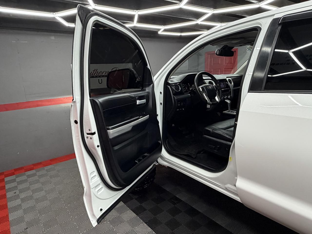 Toyota Tundra TRD Pro Crew Max 4WD 5.7L V8 2019