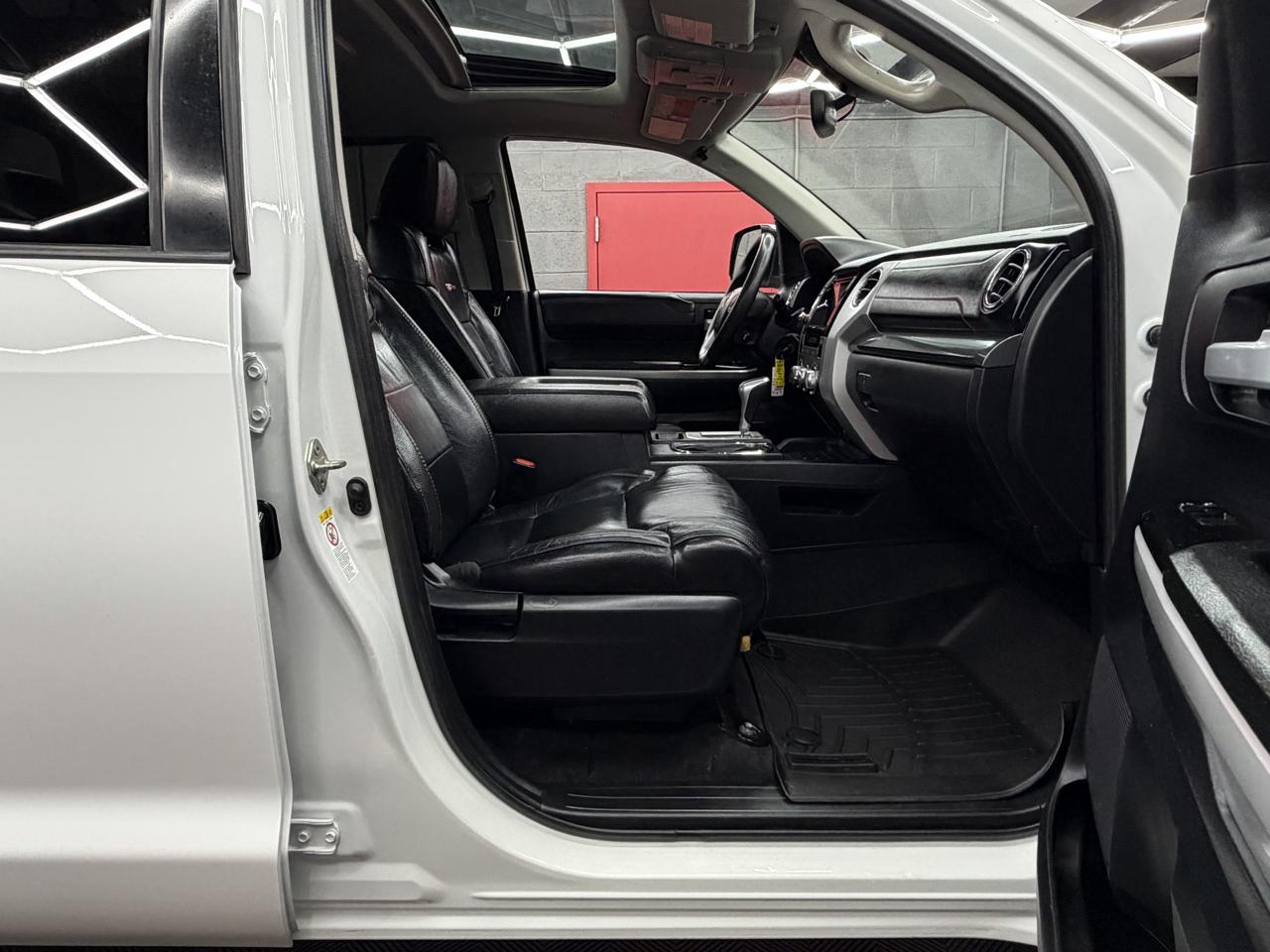 Toyota Tundra TRD Pro Crew Max 4WD 5.7L V8 2019