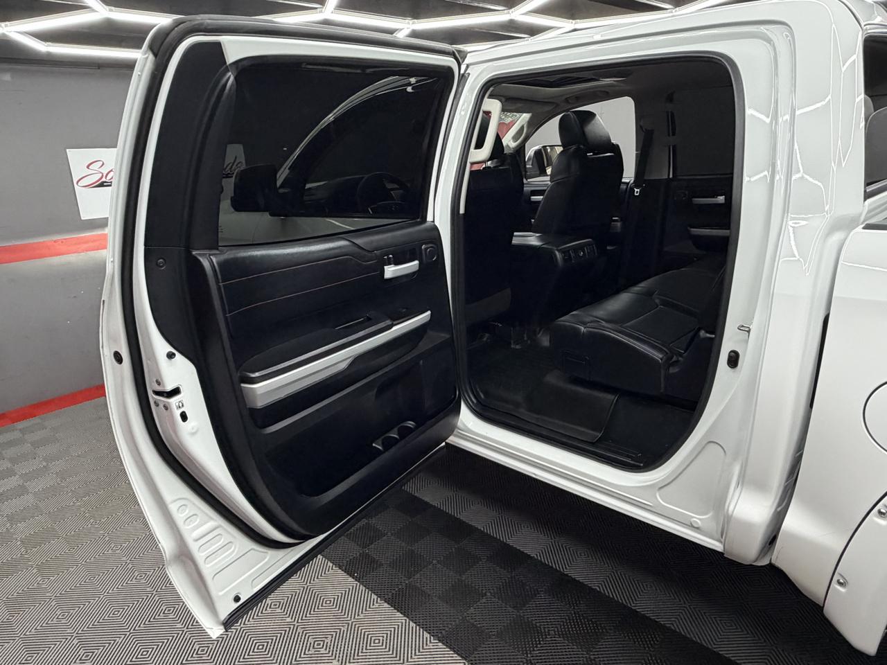 Toyota Tundra TRD Pro Crew Max 4WD 5.7L V8 2019