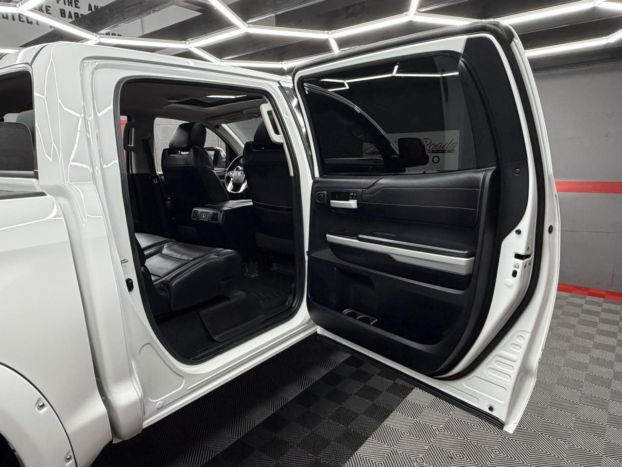 Toyota Tundra TRD Pro Crew Max 4WD 5.7L V8 2019