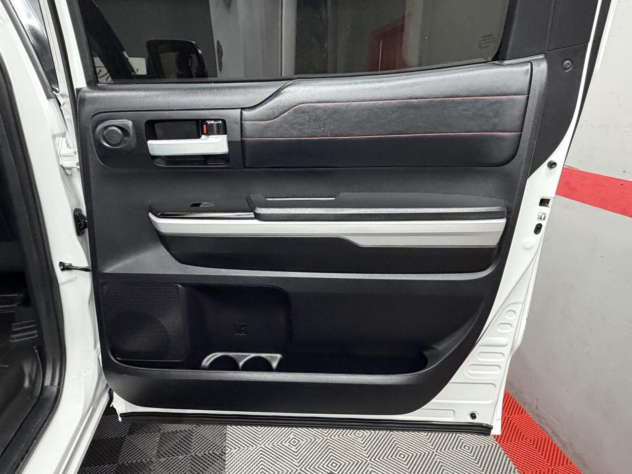 Toyota Tundra TRD Pro Crew Max 4WD 5.7L V8 2019