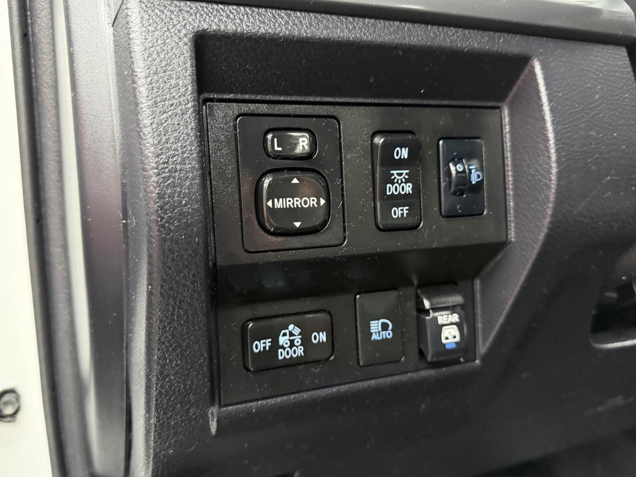 Toyota Tundra TRD Pro Crew Max 4WD 5.7L V8 2019