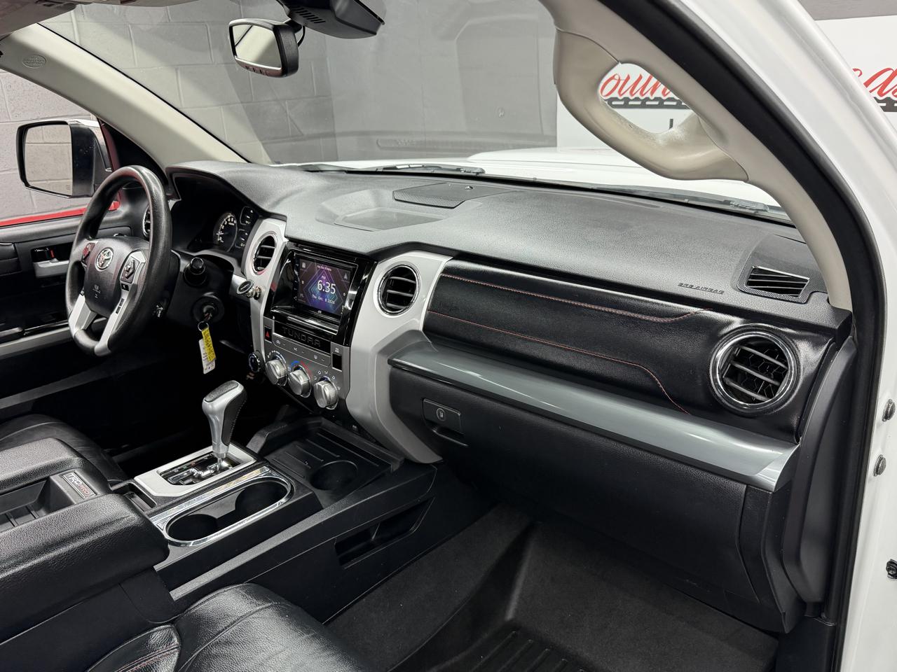Toyota Tundra TRD Pro Crew Max 4WD 5.7L V8 2019