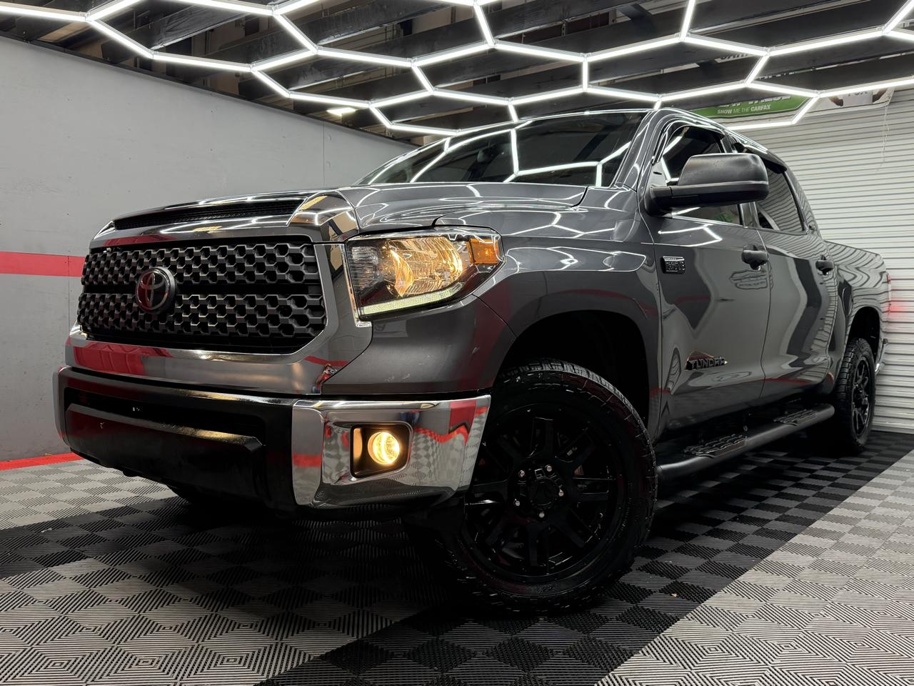 Toyota Tundra SR5 5.7L V8 CrewMax 4WD 2021