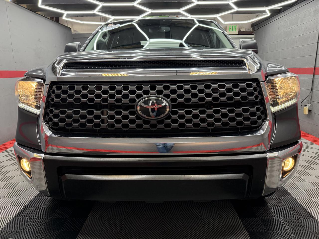 Toyota Tundra SR5 5.7L V8 CrewMax 4WD 2021