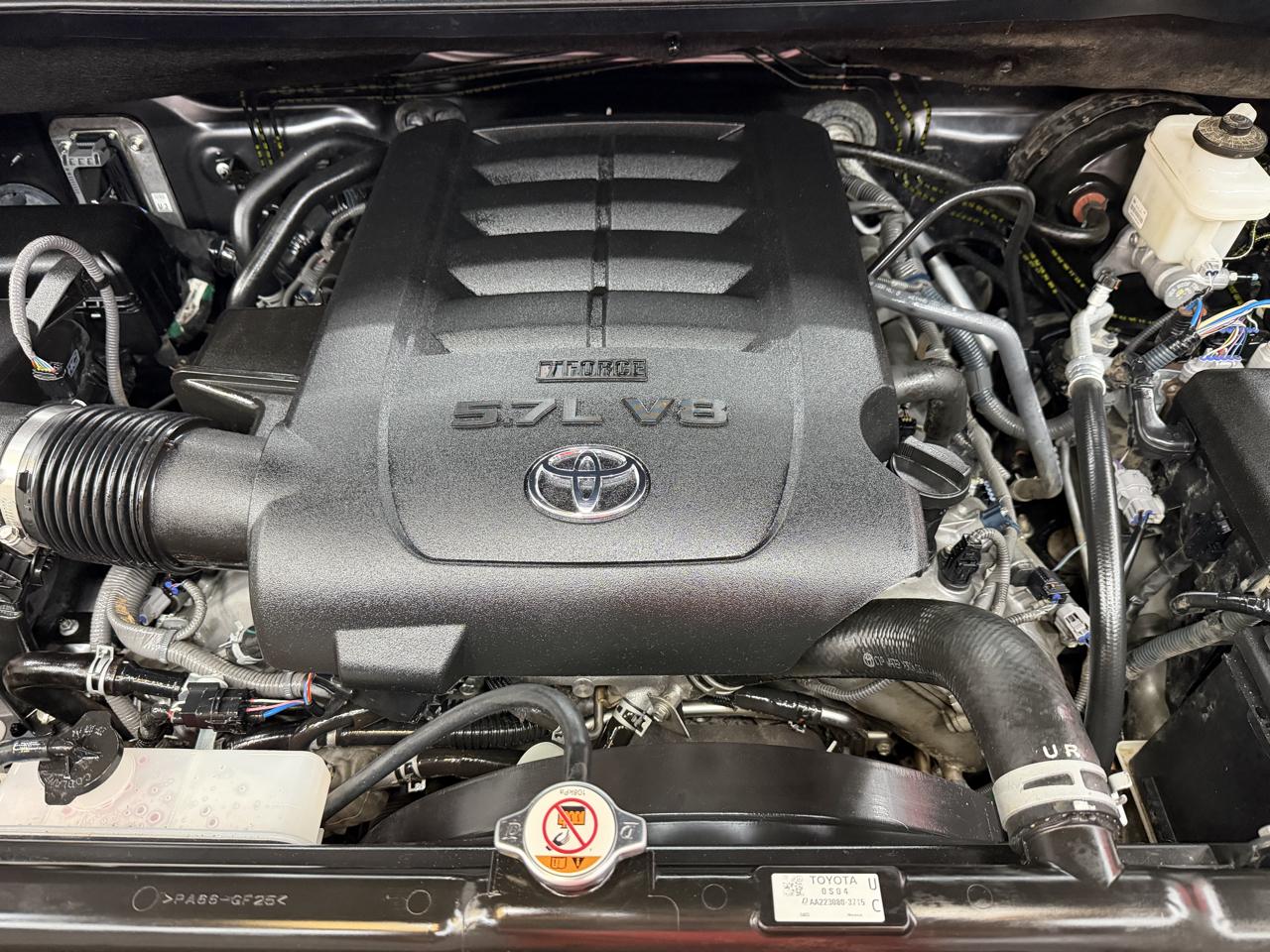 Toyota Tundra SR5 5.7L V8 CrewMax 4WD 2021