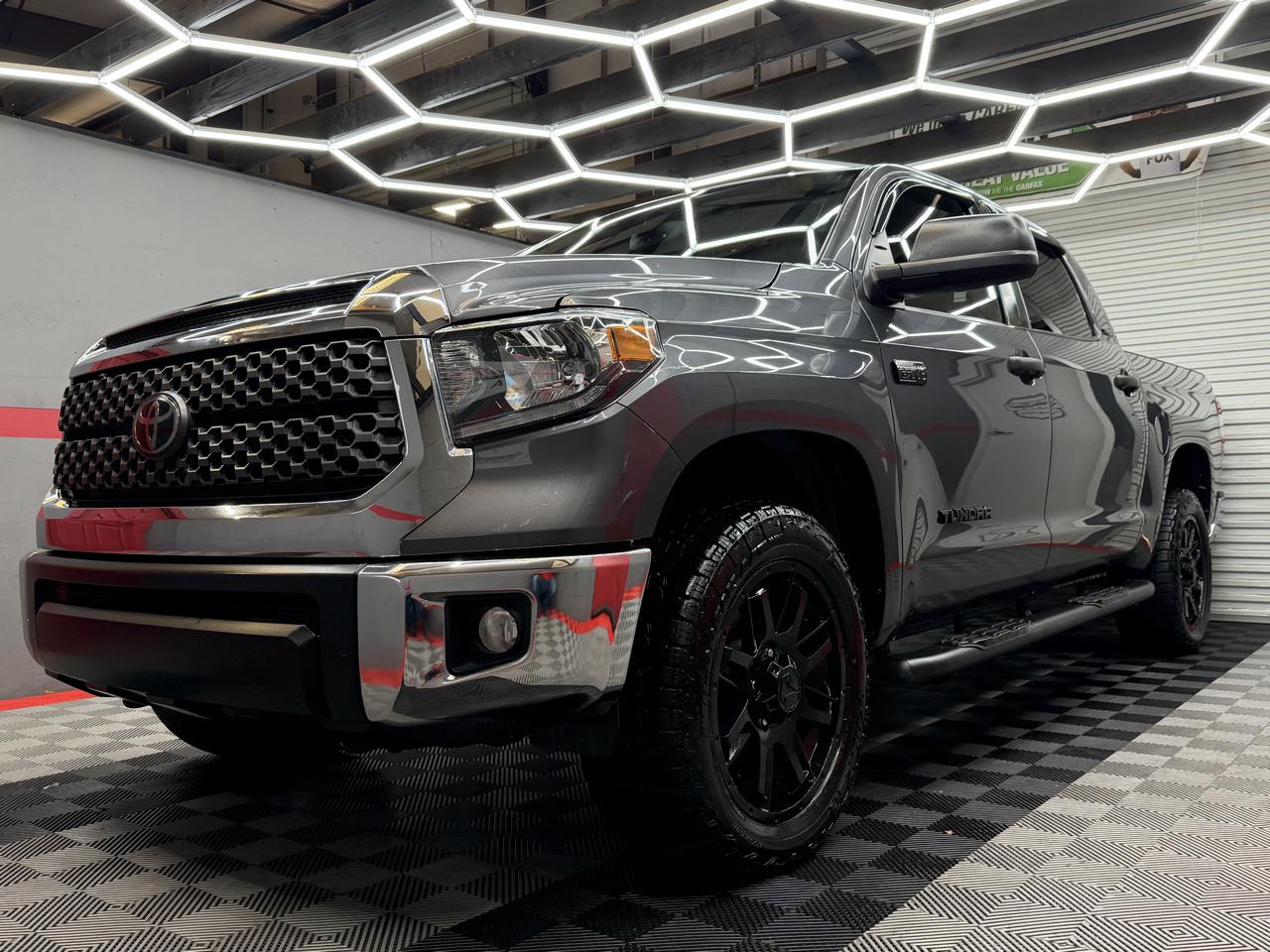 Toyota Tundra SR5 5.7L V8 CrewMax 4WD 2021