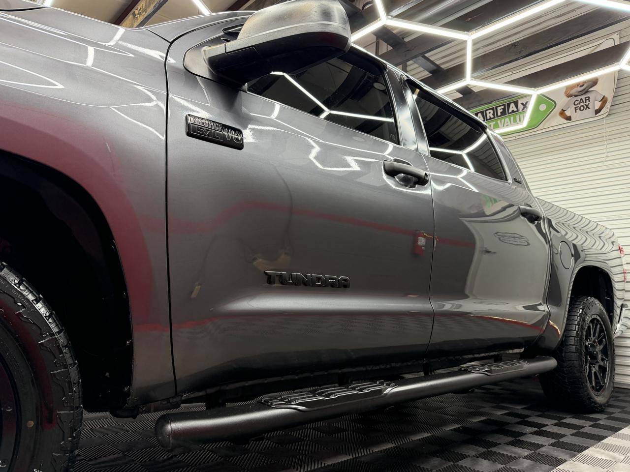 Toyota Tundra SR5 5.7L V8 CrewMax 4WD 2021