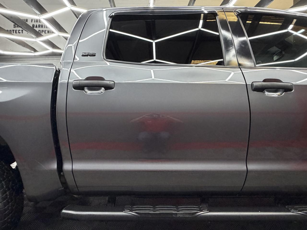 Toyota Tundra SR5 5.7L V8 CrewMax 4WD 2021