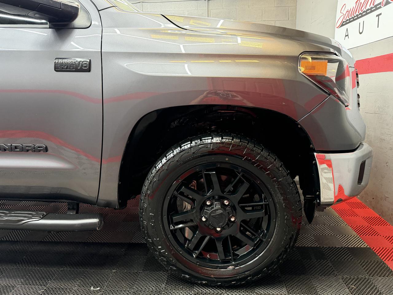 Toyota Tundra SR5 5.7L V8 CrewMax 4WD 2021