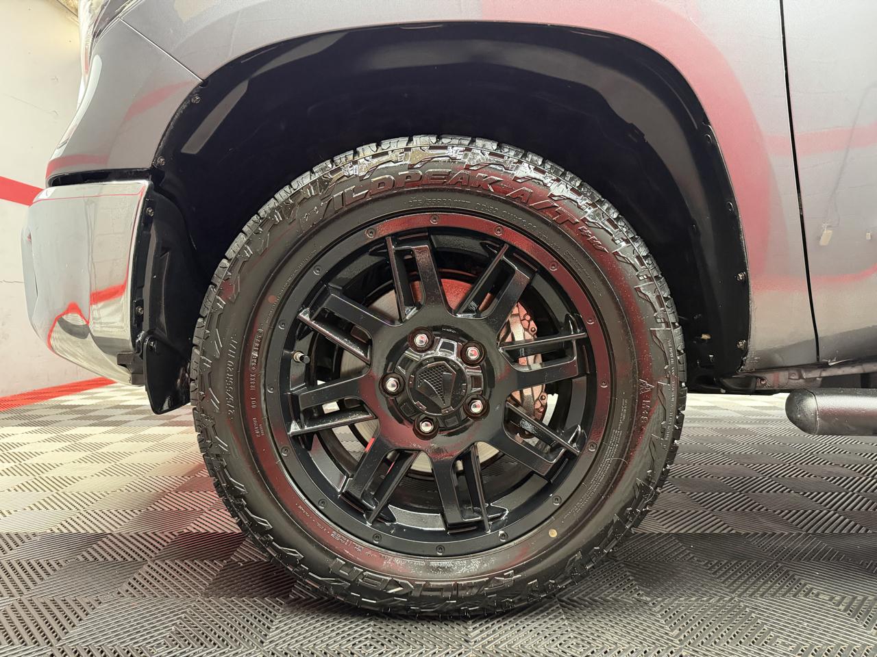 Toyota Tundra SR5 5.7L V8 CrewMax 4WD 2021
