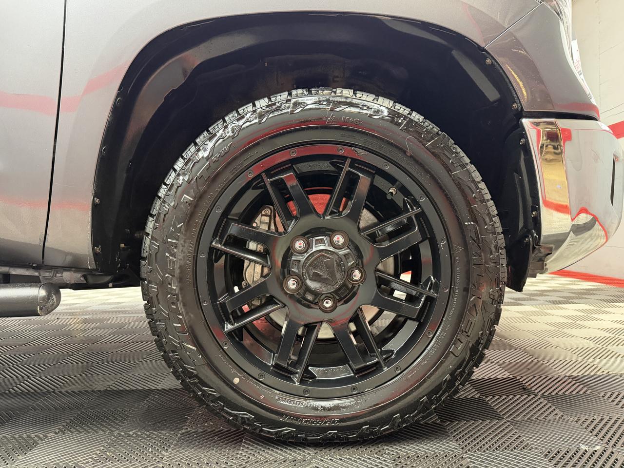 Toyota Tundra SR5 5.7L V8 CrewMax 4WD 2021