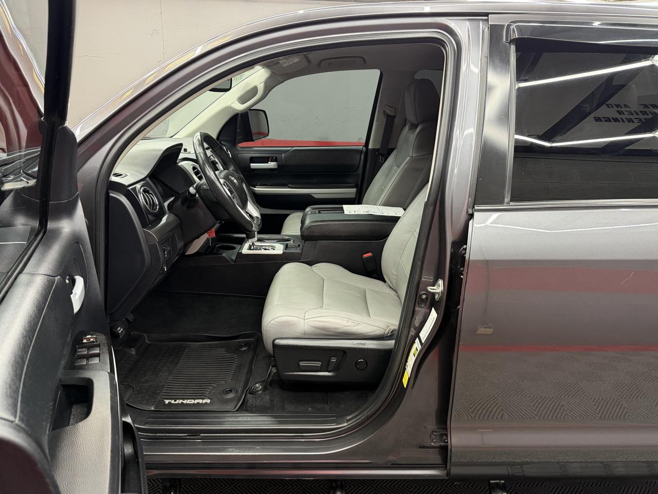 Toyota Tundra SR5 5.7L V8 CrewMax 4WD 2021