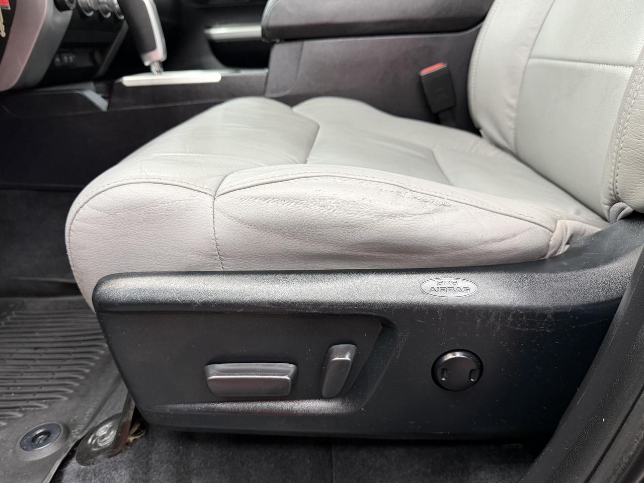 Toyota Tundra SR5 5.7L V8 CrewMax 4WD 2021