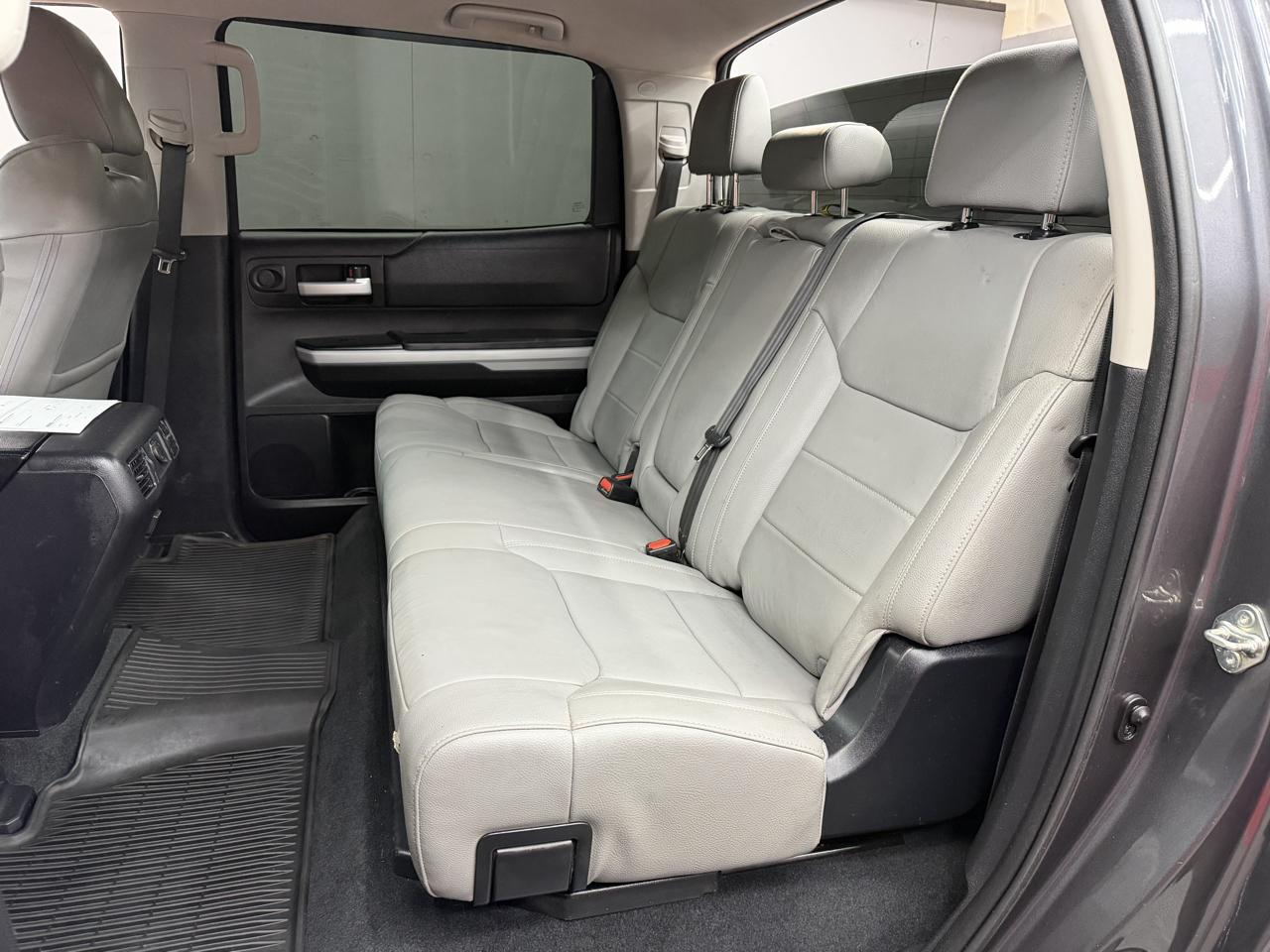 Toyota Tundra SR5 5.7L V8 CrewMax 4WD 2021