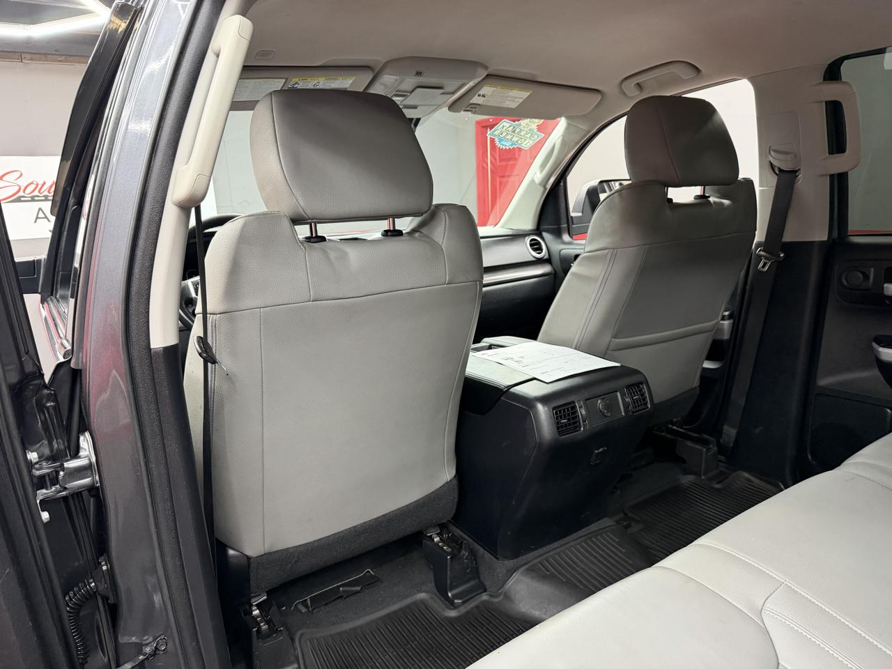 Toyota Tundra SR5 5.7L V8 CrewMax 4WD 2021